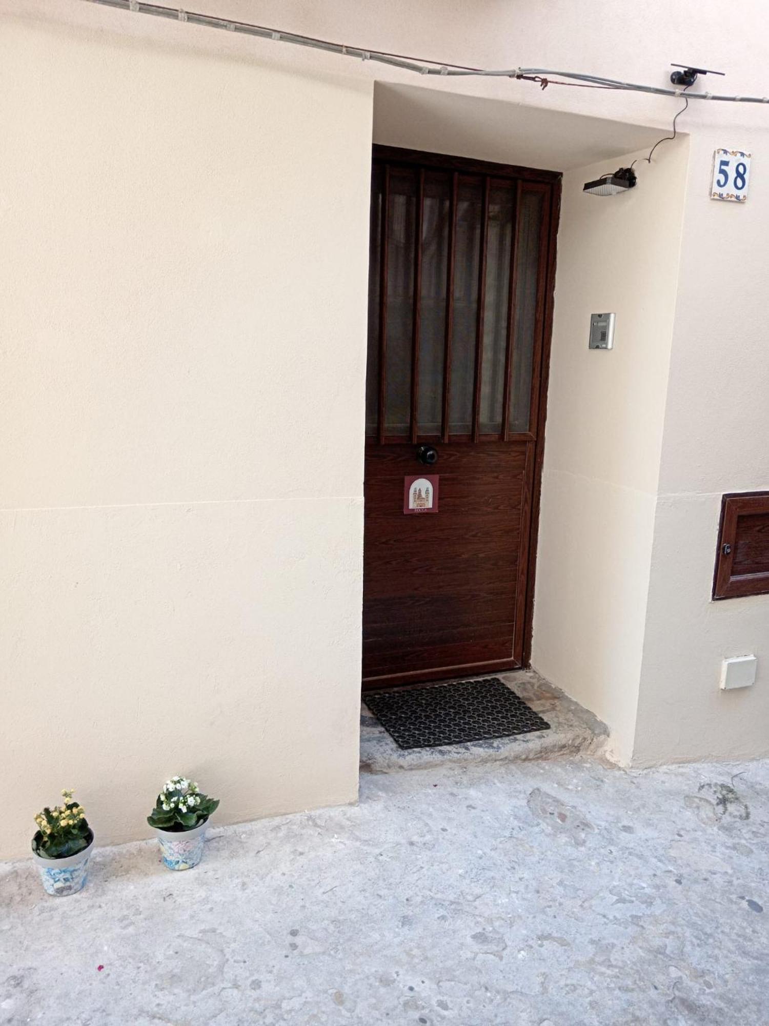 Rocca&Torre Houses Чефалу Екстериор снимка